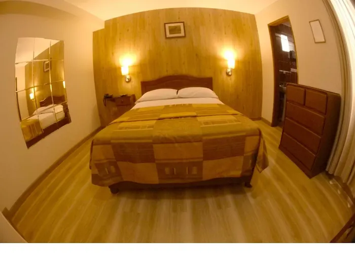Hotel Asturias Inn