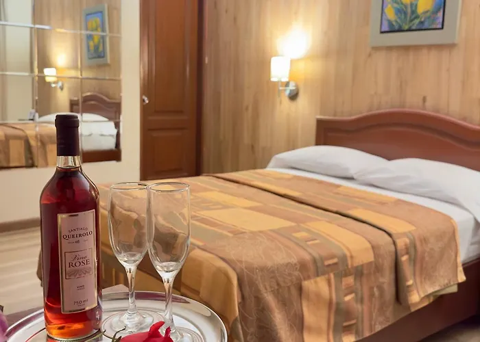 Hotel Asturias Inn